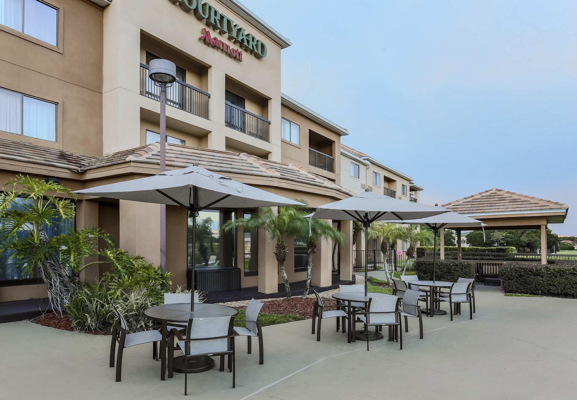 Courtyard By Marriott Orlando Lake Mary North Heathrow Exterior foto