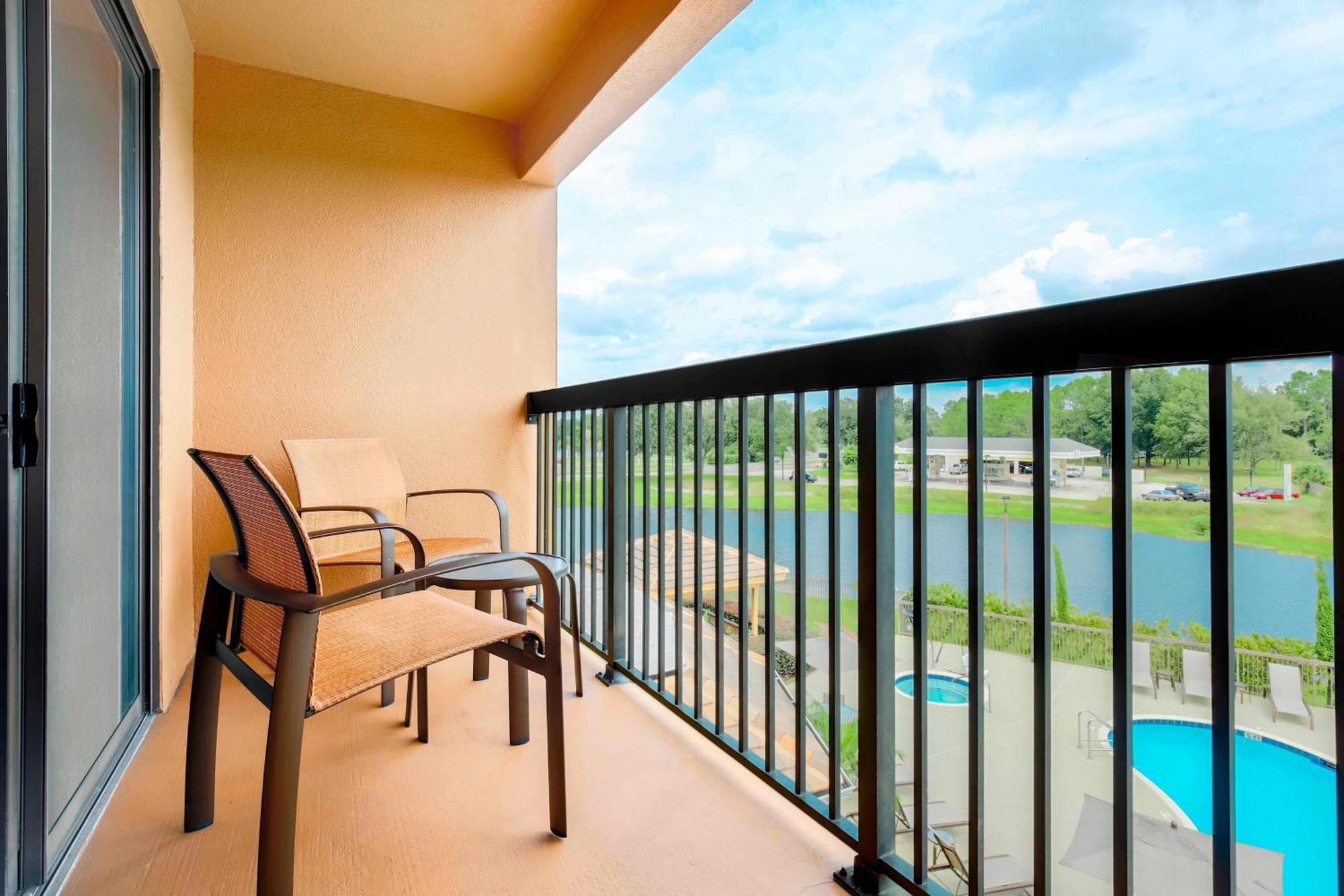 Courtyard By Marriott Orlando Lake Mary North Heathrow Exterior foto