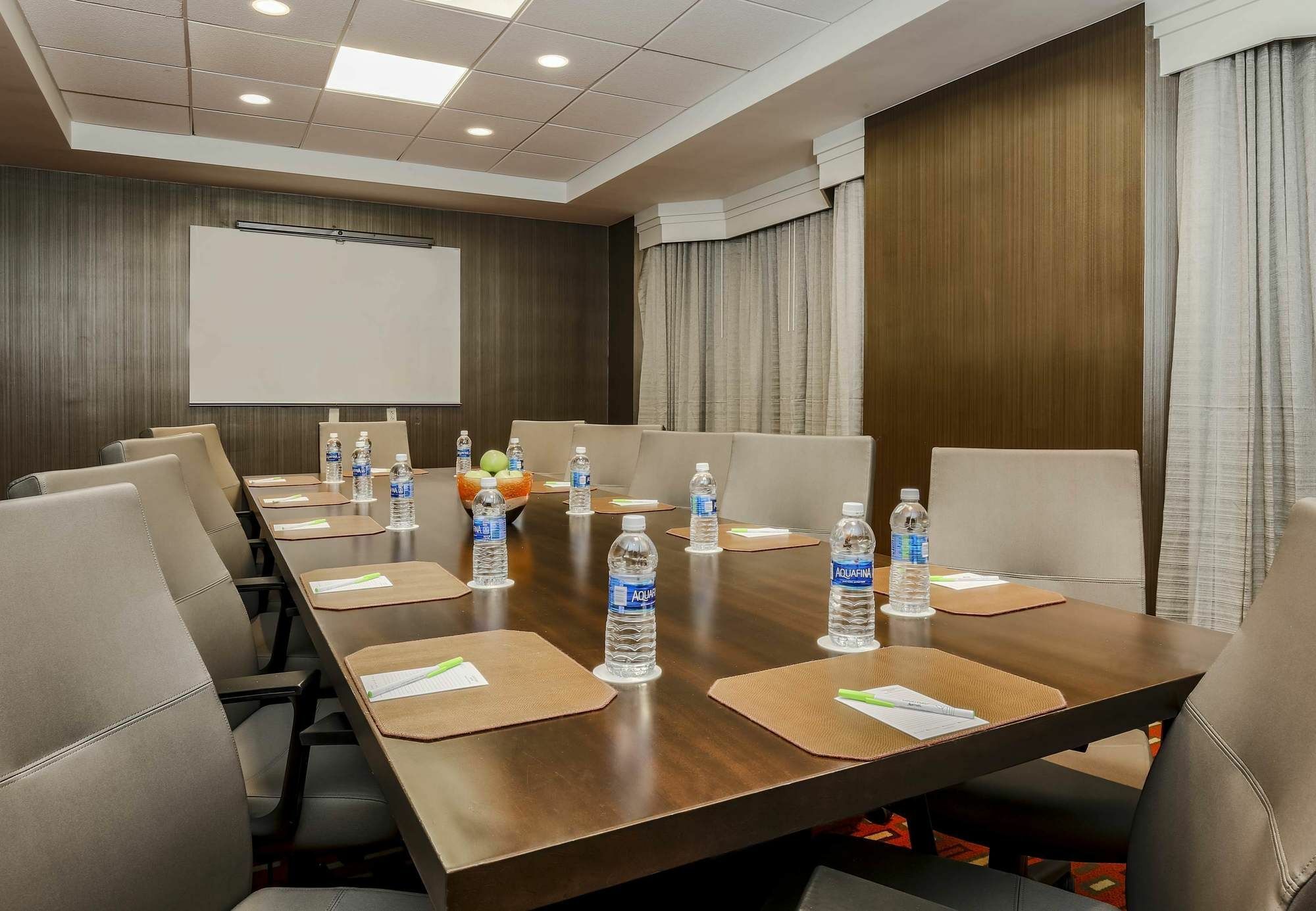 Courtyard By Marriott Orlando Lake Mary North Heathrow Exterior foto